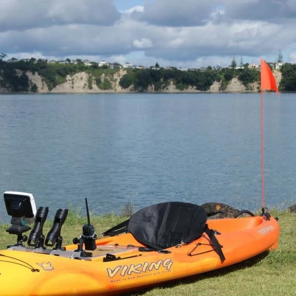 YakGear Flag Whip & Pennant With Starport 2 YakGear Flag Whip & Pennant With Starport - Image 2